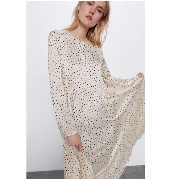NWT Zara Ecru Wrinkle Looks Dress - Picture 12 of 16